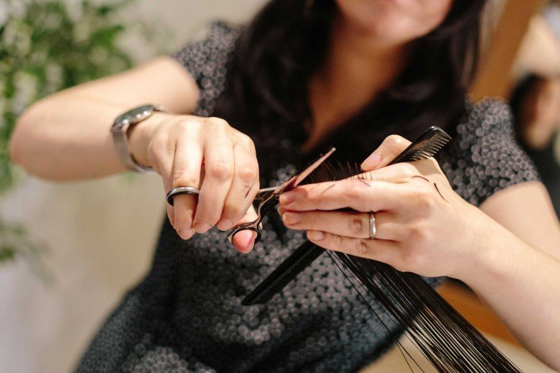 Een salon in Zaventem die het haar eerst wast en dan kleurt met natuurlijke haarkleuring